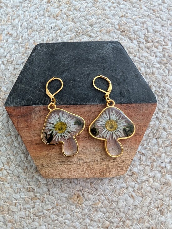 Handmade Jewelry - Gold-Trim Daisy Resin Drop Earrings - White & Yellow